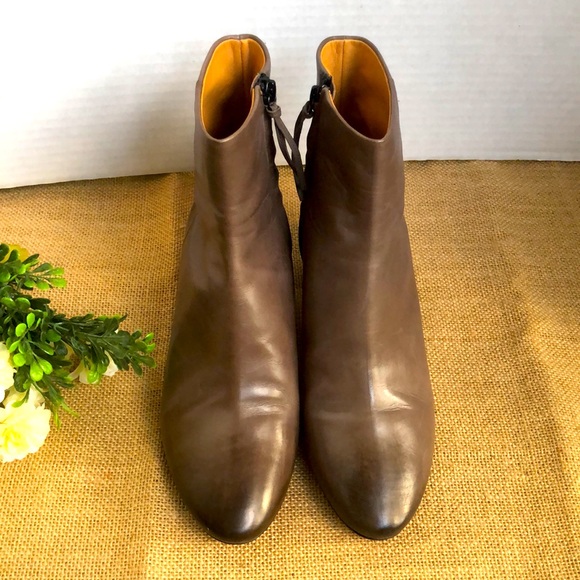 Isabel Marant sz 38 Gray Leather Booties Round Heel Made in Italy 🇮🇹 like NEW - Picture 2 of 9